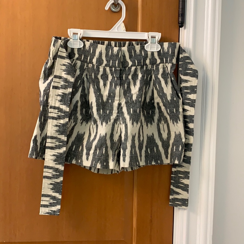 tie in front shorts